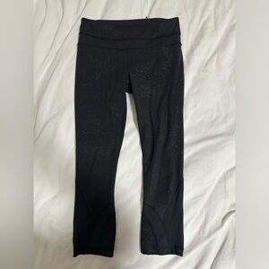 Lululemon Patterned Leggings 21” | Black